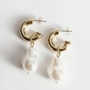 80R 8 Other Reasons Gold Hoop Pearl Earring NWT